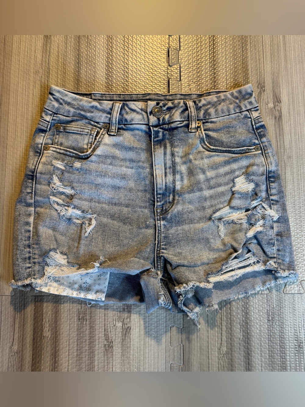 American Eagle Outfitters‎ AEO Women's Curvy High Rise Shortie Shorts